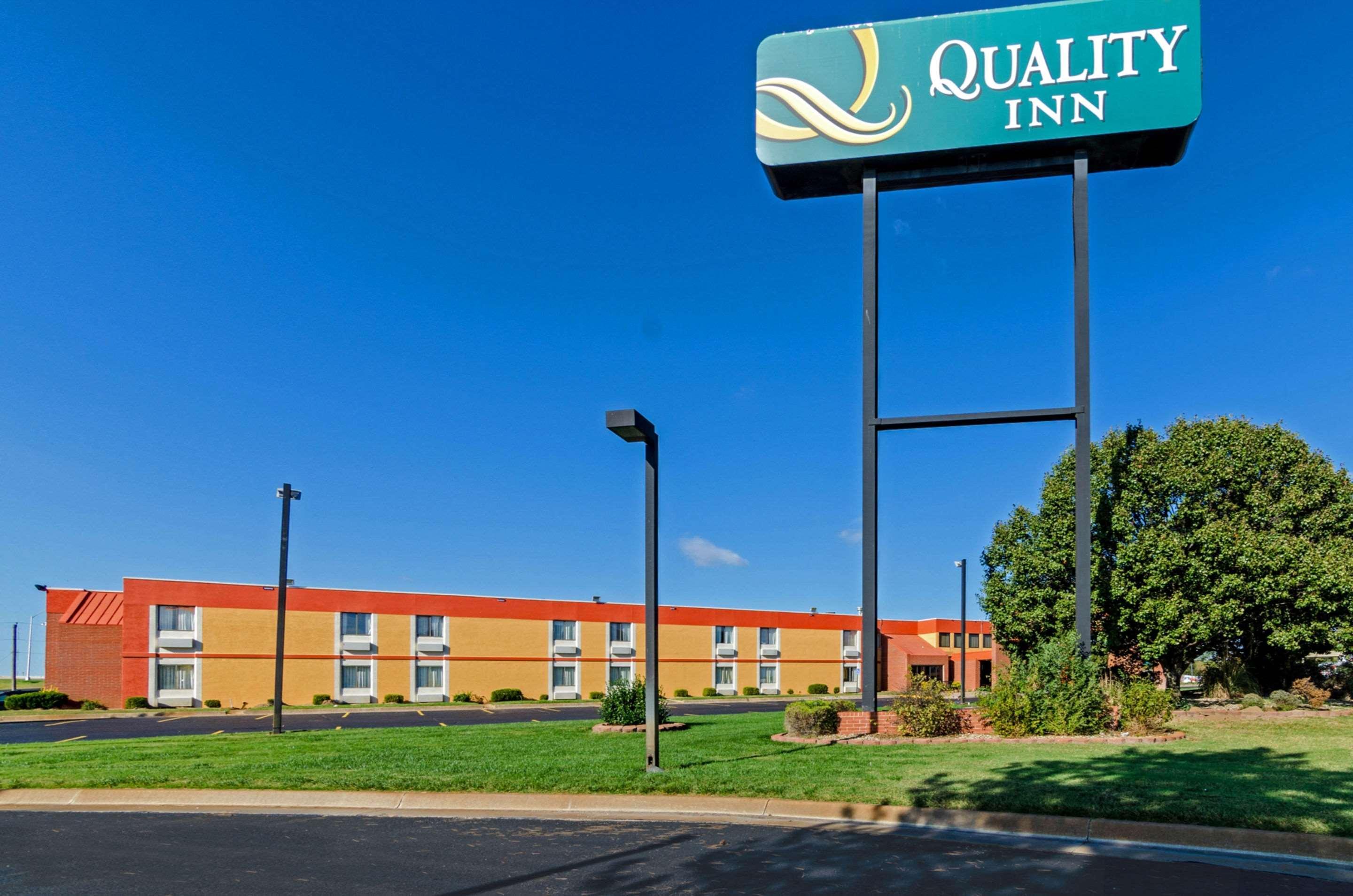 Quality Inn South Wichita Exterior photo